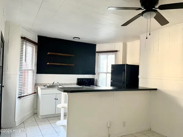 $975 | 741 Riverside Avenue, Unit A, Elizabeth City, NC 27909