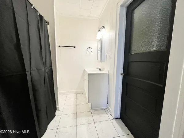 $975 | 741 Riverside Avenue, Unit A, Elizabeth City, NC 27909