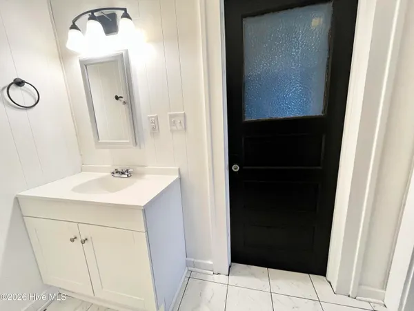 $975 | 741 Riverside Avenue, Unit A, Elizabeth City, NC 27909