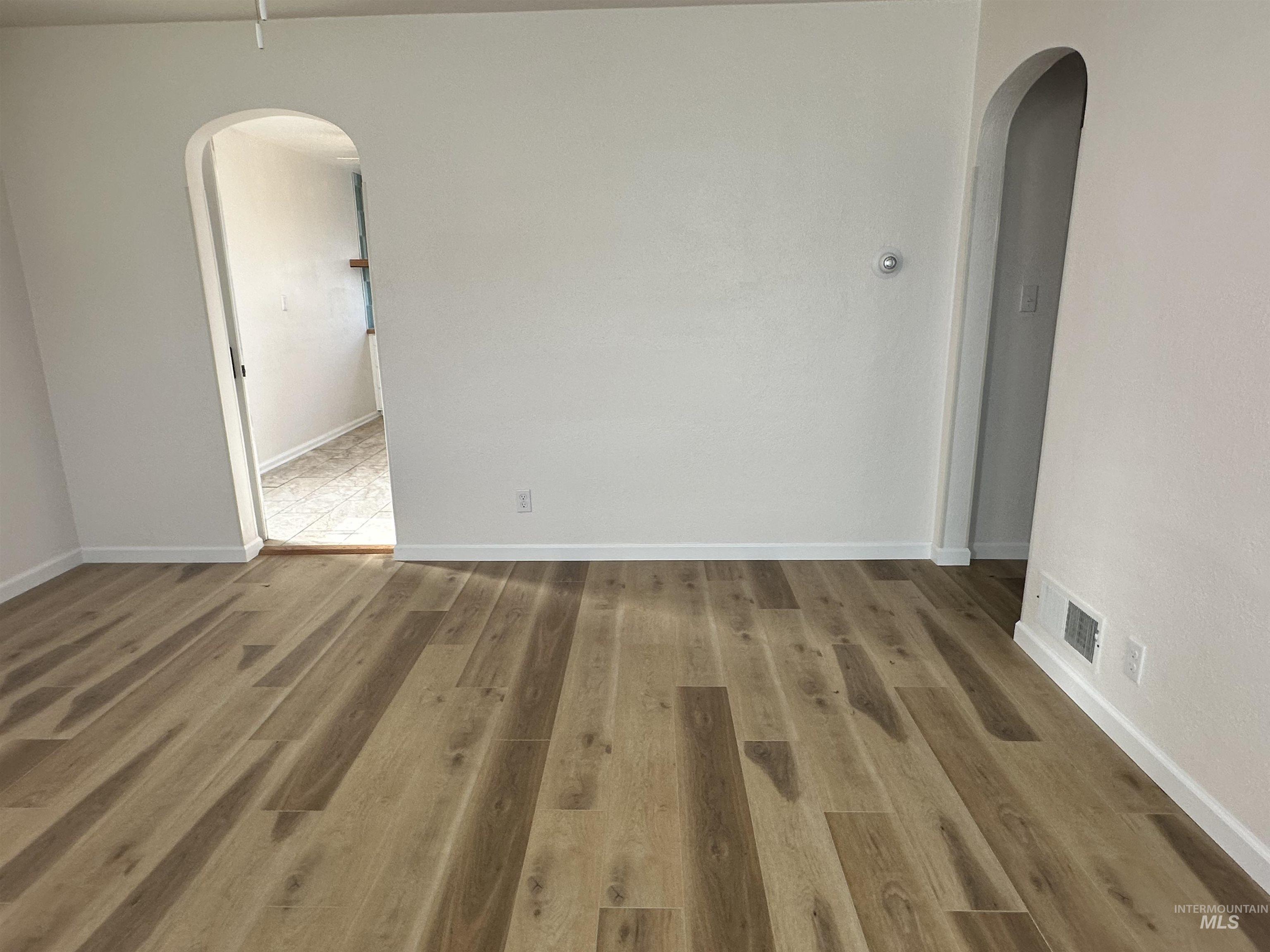 217 Oregon Street Gooding, ID 83330 - Photo 12 of 19