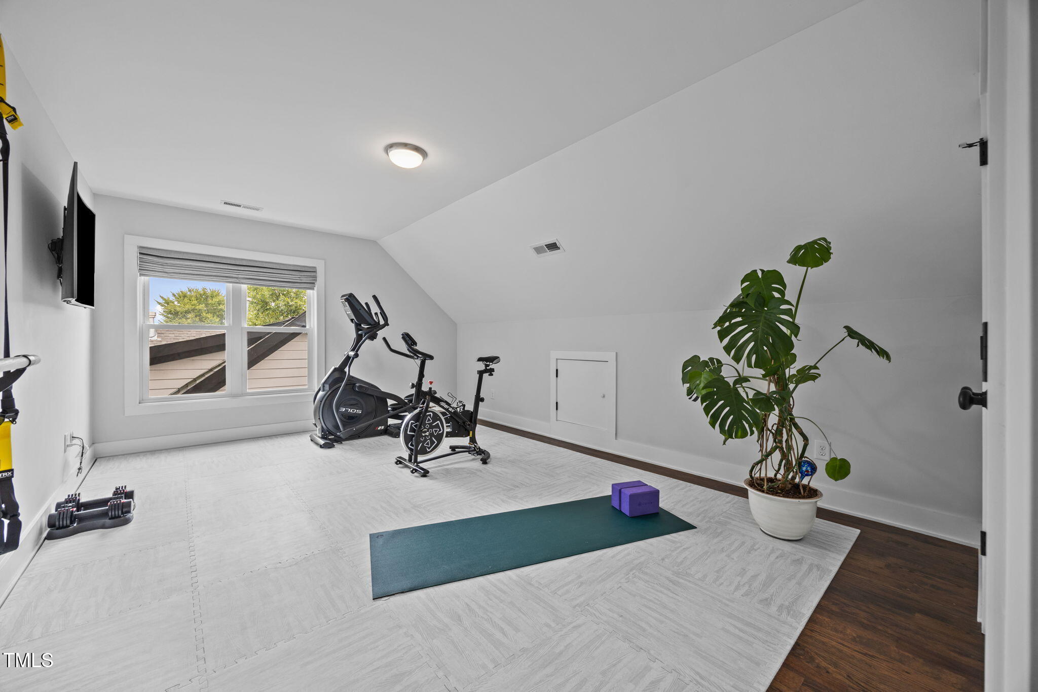 1206 North Roxboro Street Durham, NC 27701 - Photo 31 of 39 Third bedroom currently used as a gym