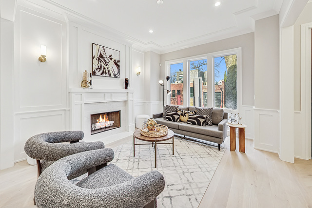 2202 North Leavitt Street, Unit 2 Chicago, IL 60647 - Photo 9 of 35