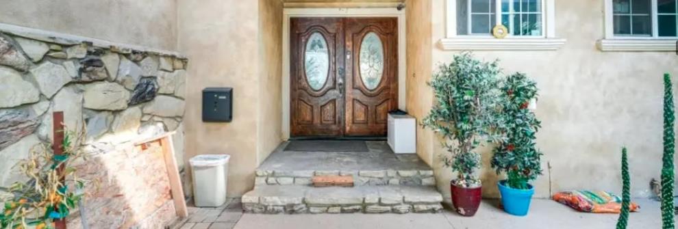 119 San Jose Street Salinas, CA 93901 - Photo 2 of 15 a view of a entryway door of the house