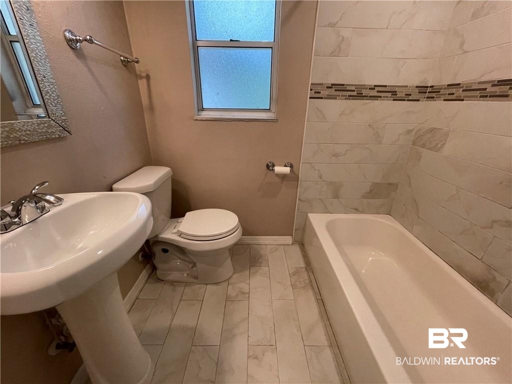 271 Jennings Court Mobile, AL 36606 - Photo 5 of 7