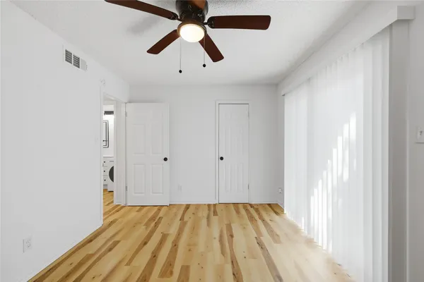$995 | 2705 Windswept Cove, Unit 102, Austin, TX 78745
