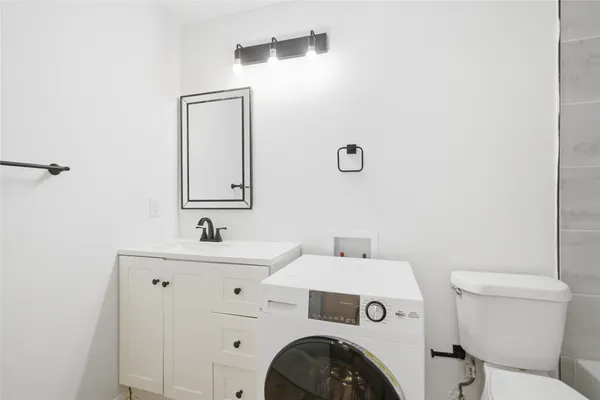 $995 | 2705 Windswept Cove, Unit 102, Austin, TX 78745