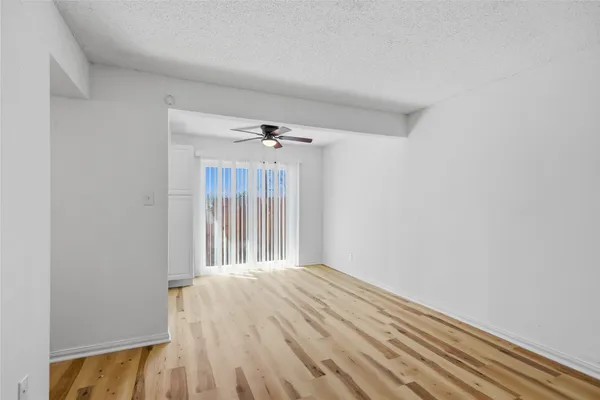 $995 | 2705 Windswept Cove, Unit 102, Austin, TX 78745