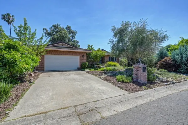 $599,950 | 5508 Whitfield Way, Carmichael, CA 95608