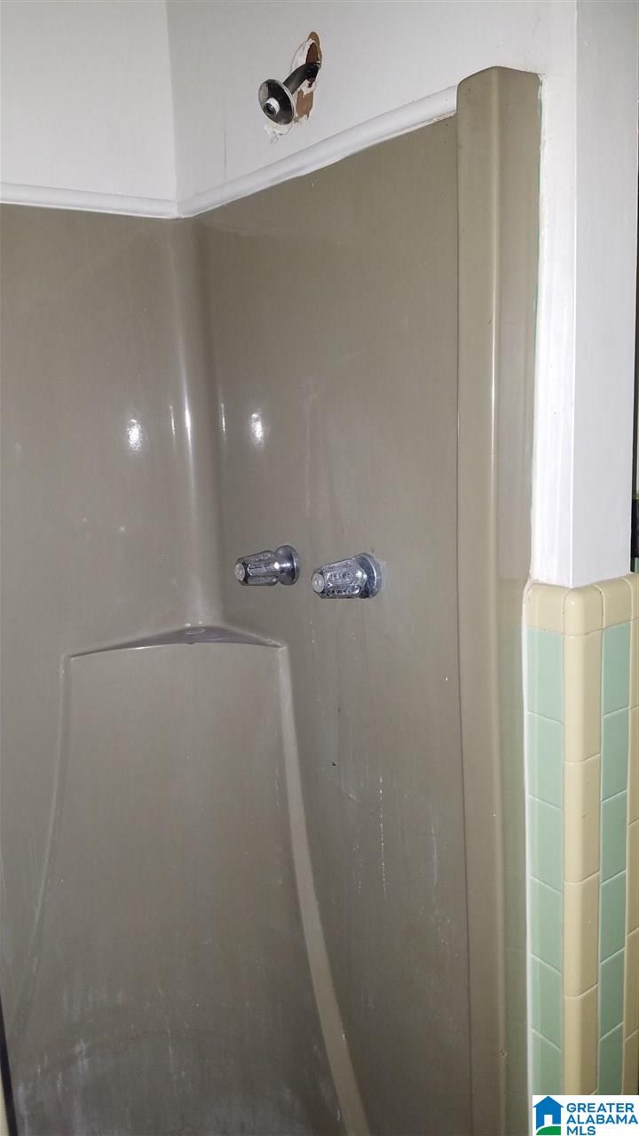 1900 Pearson Avenue Southwest Birmingham, AL 35211 - Photo 15 of 19