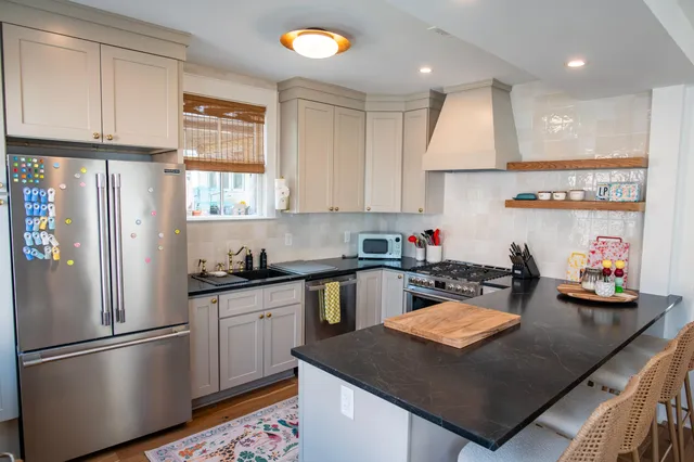 $4,500 | 81 Race Street, Charleston, SC 29403