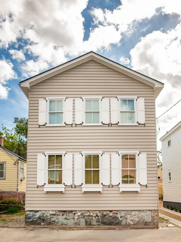 $4,500 | 81 Race Street, Charleston, SC 29403