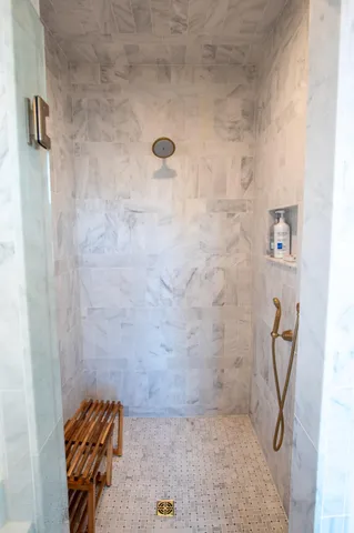 $4,500 | 81 Race Street, Charleston, SC 29403