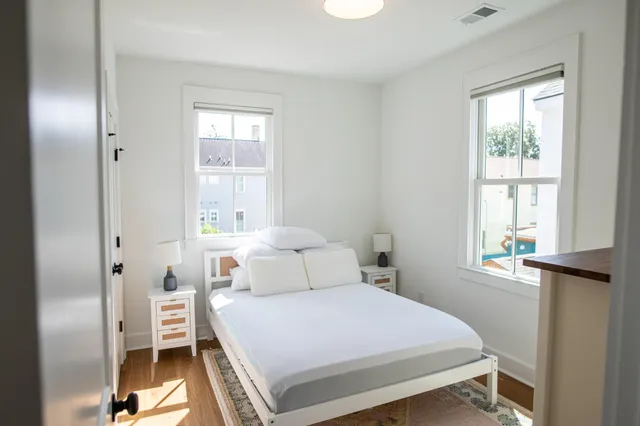 $4,500 | 81 Race Street, Charleston, SC 29403