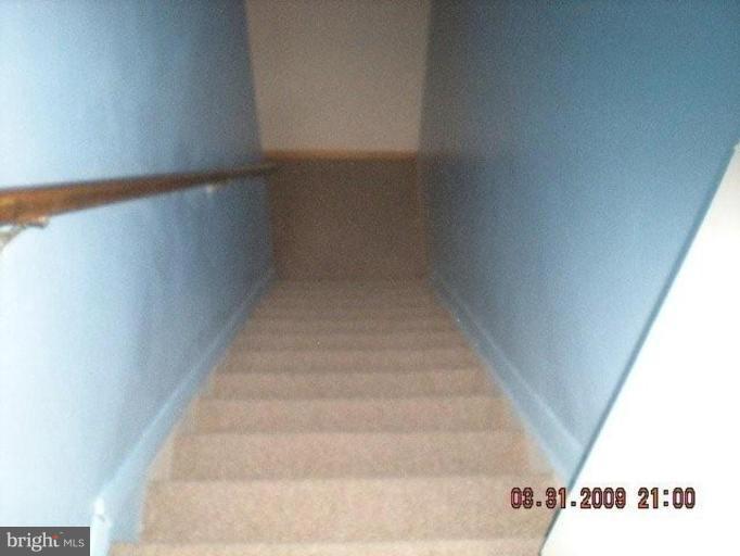 620 Kingston Road Middle River, MD 21220 - Photo 8 of 12 Staircase
