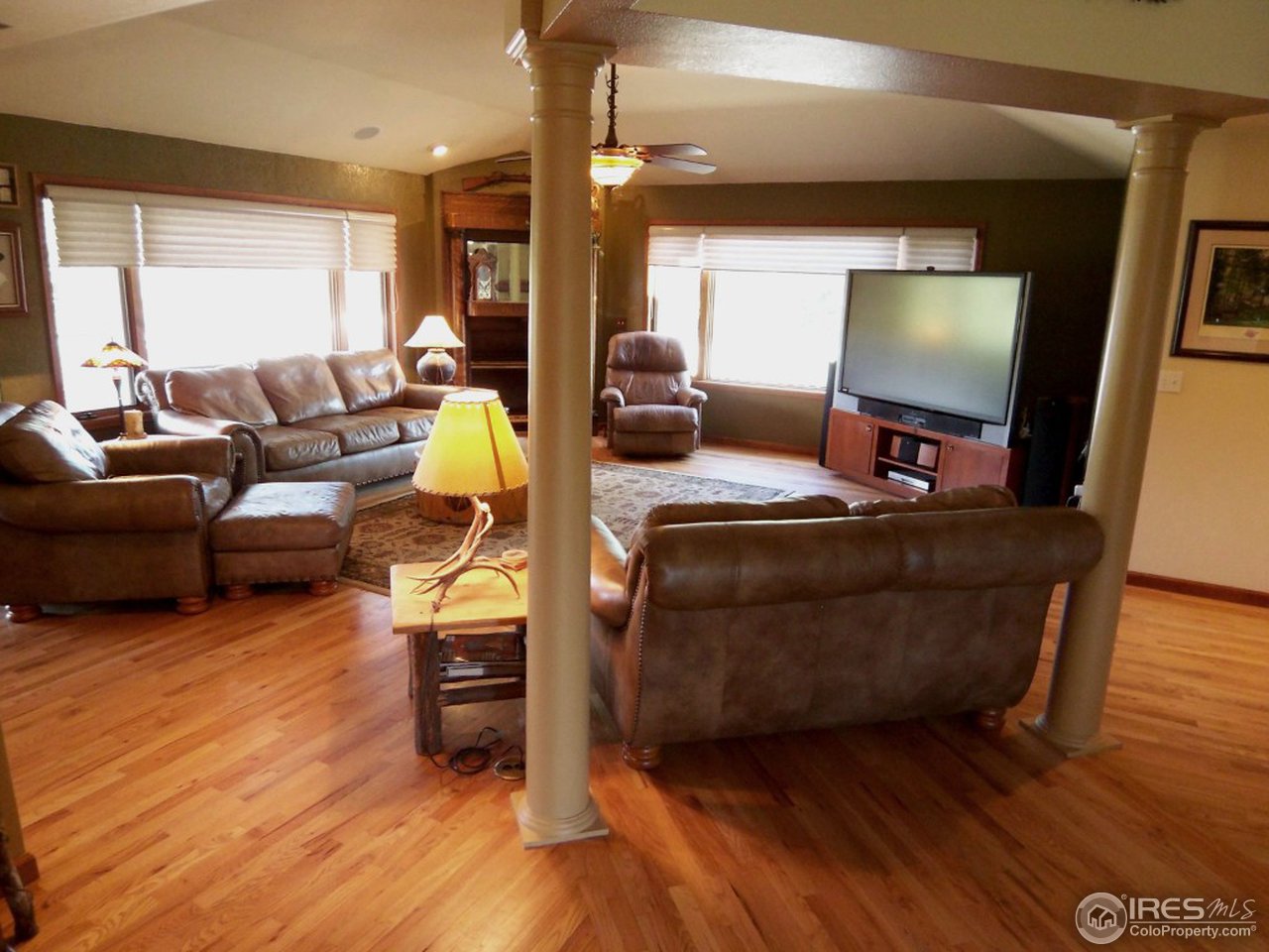 8400 North County Line Road Longmont, CO 80503 - Photo 17 of 19 Room for company too
