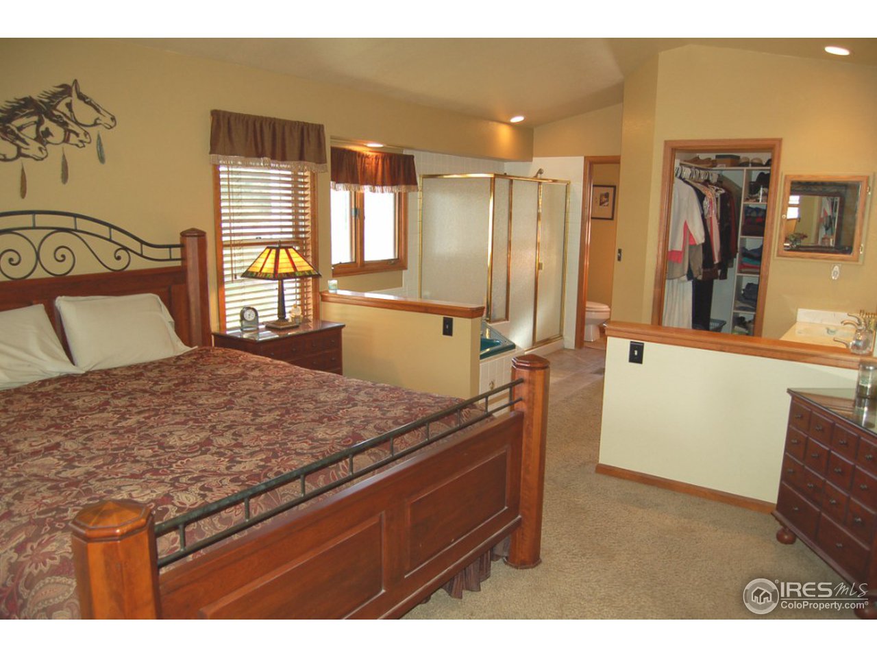 8400 North County Line Road Longmont, CO 80503 - Photo 18 of 19 Lalrge master