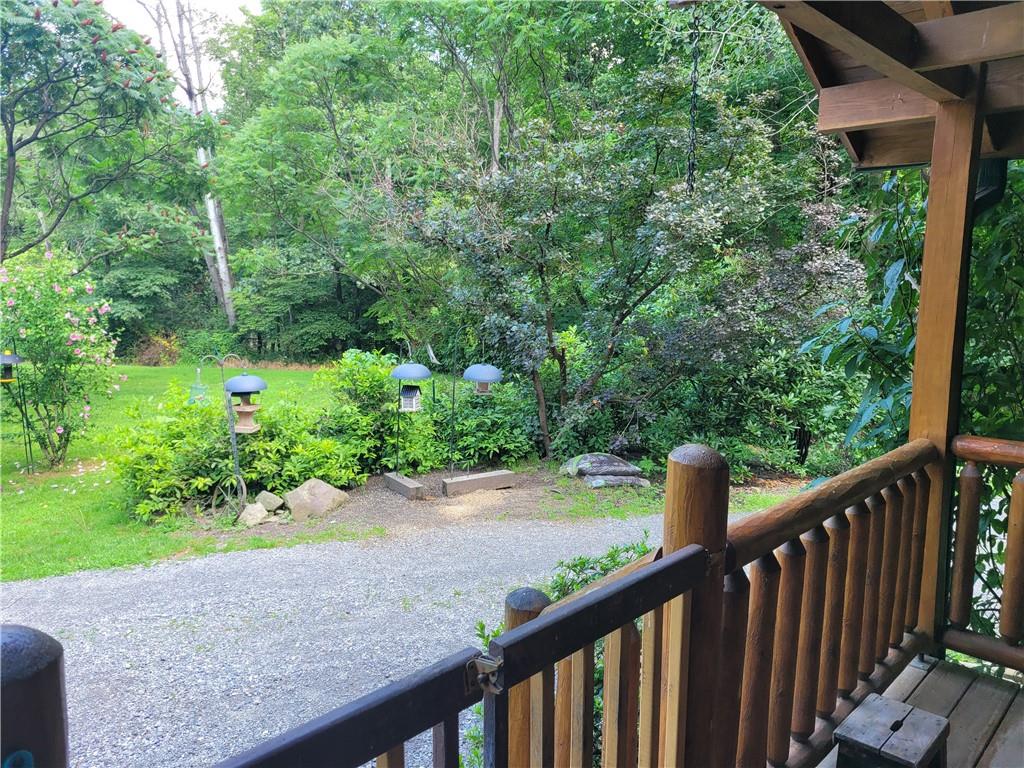 265 Pew Road Fredonia, PA 16124 - Photo 35 of 41 Front porch view