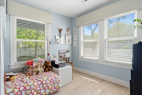 $885,000 | 1910 Kinney Avenue, Austin, TX 78704