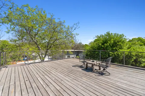 $885,000 | 1910 Kinney Avenue, Austin, TX 78704