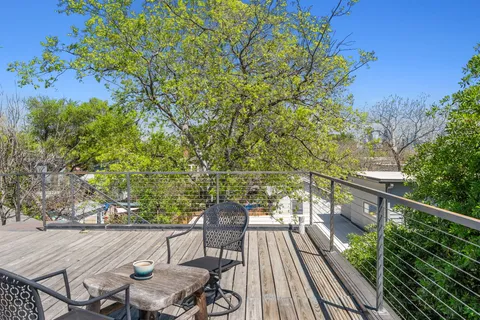 $885,000 | 1910 Kinney Avenue, Austin, TX 78704