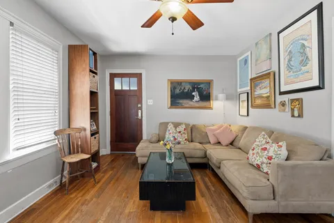 $885,000 | 1910 Kinney Avenue, Austin, TX 78704