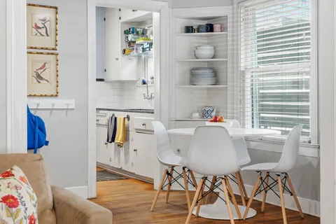 $885,000 | 1910 Kinney Avenue, Austin, TX 78704