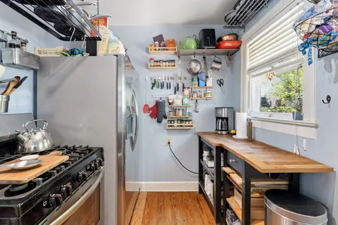 $885,000 | 1910 Kinney Avenue, Austin, TX 78704