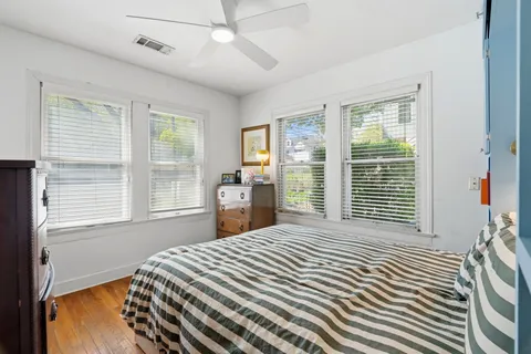 $885,000 | 1910 Kinney Avenue, Austin, TX 78704