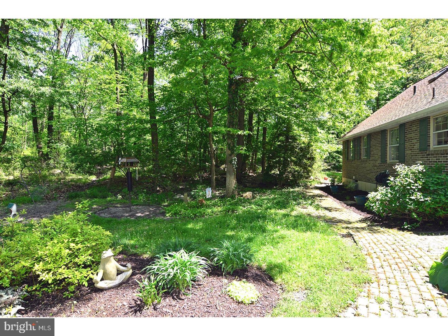 175 Wegman Road Reading, PA 19606 - Photo 3 of 24