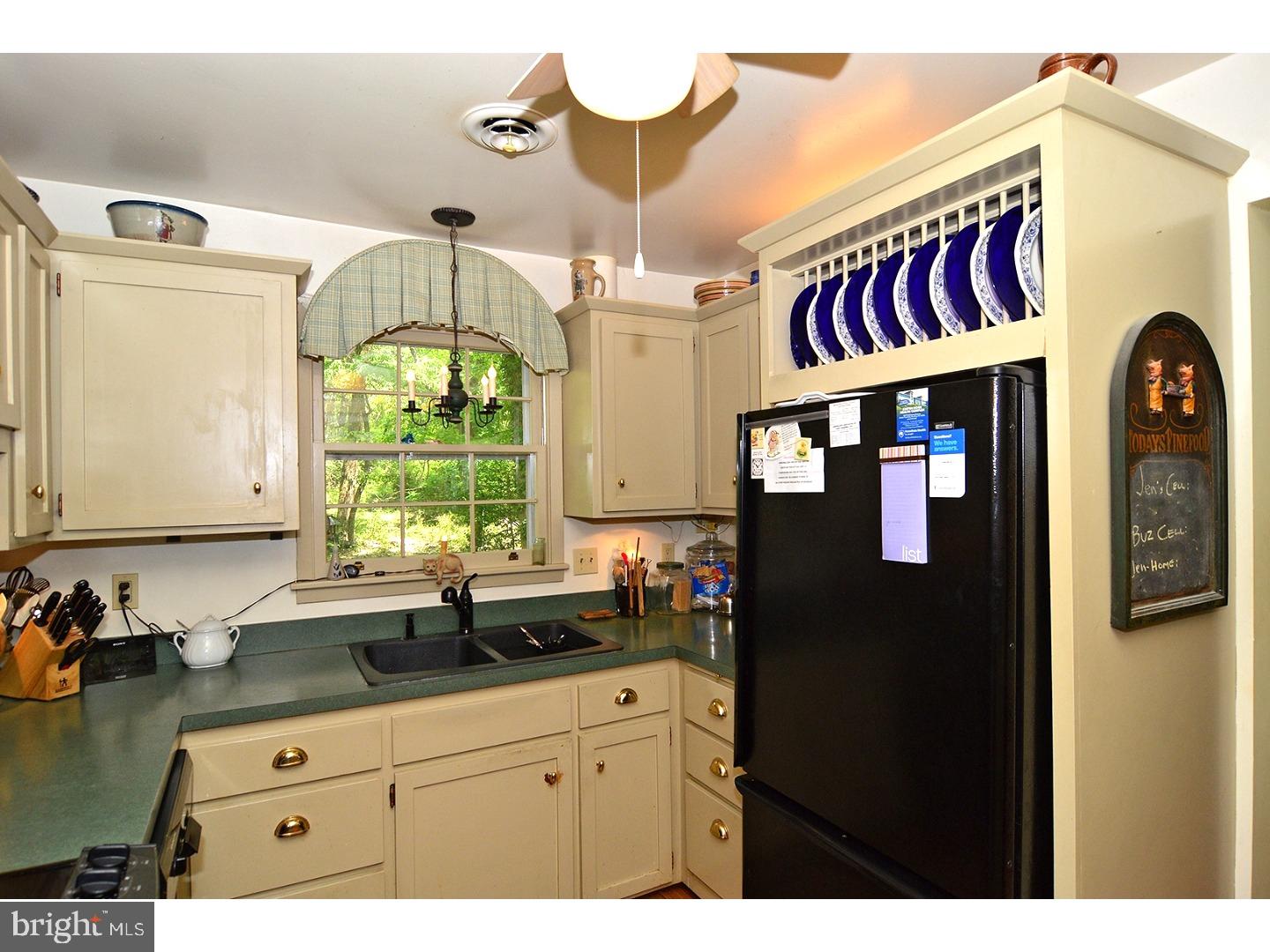 175 Wegman Road Reading, PA 19606 - Photo 8 of 24