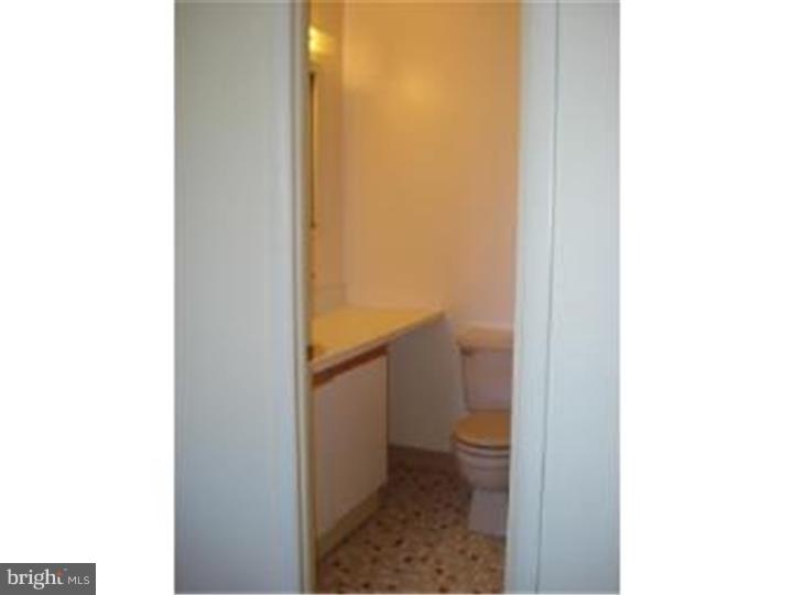 9240 Old Newtown Road Philadelphia, PA 19115 - Photo 11 of 15 Bathroom
