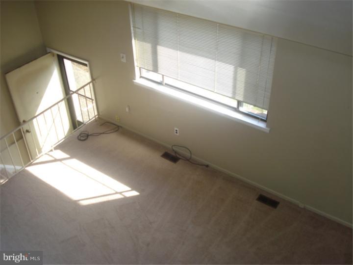 9240 Old Newtown Road Philadelphia, PA 19115 - Photo 6 of 15 Dining Room