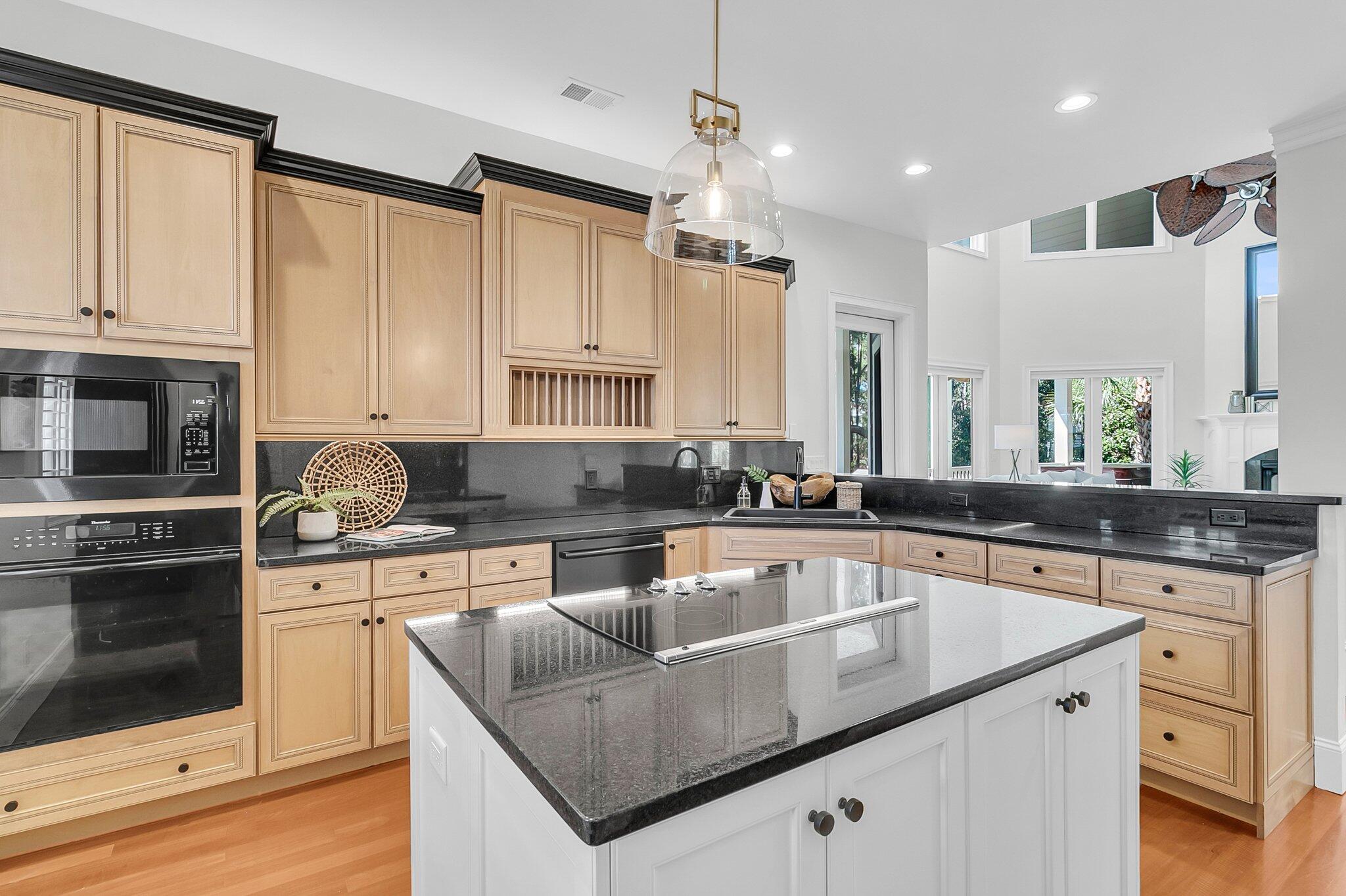 4983 Sound View Drive Mount Pleasant, SC 29466 - Photo 16 of 73 Kitchen is Open to Great Room