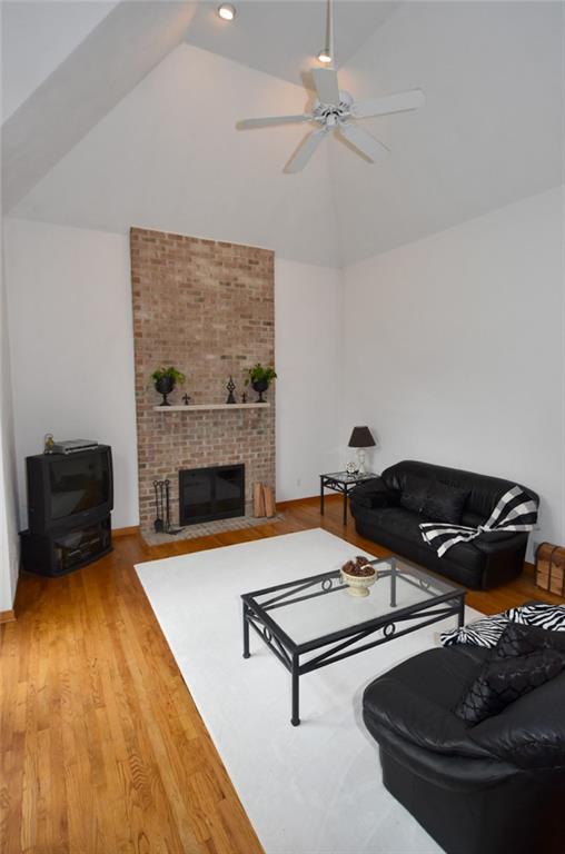 249 Thompsonville Road Canonsburg, PA 15317 - Photo 6 of 25 Gallery Image 6
