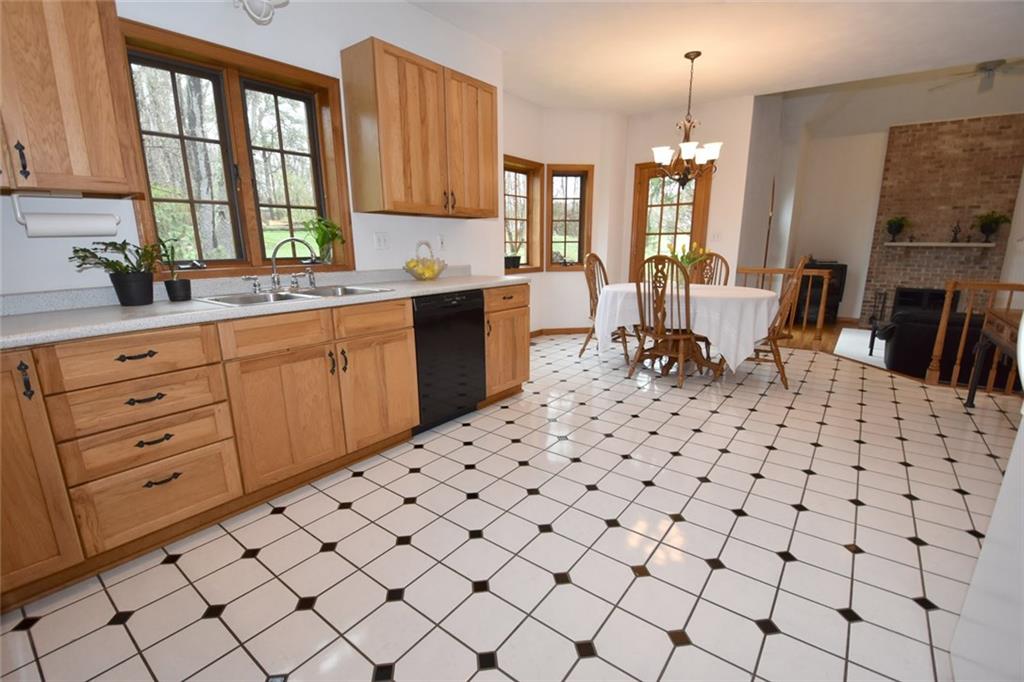 249 Thompsonville Road Canonsburg, PA 15317 - Photo 8 of 25 Gallery Image 8