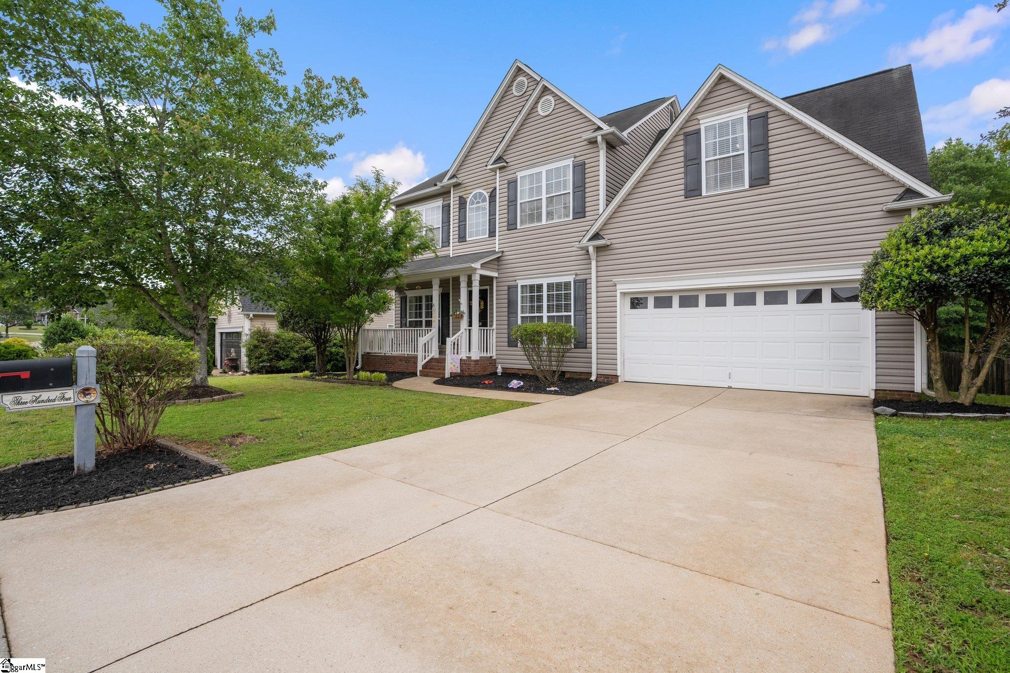 304 Grimes Drive Simpsonville, SC 29681 - Photo 2 of 36 Front View