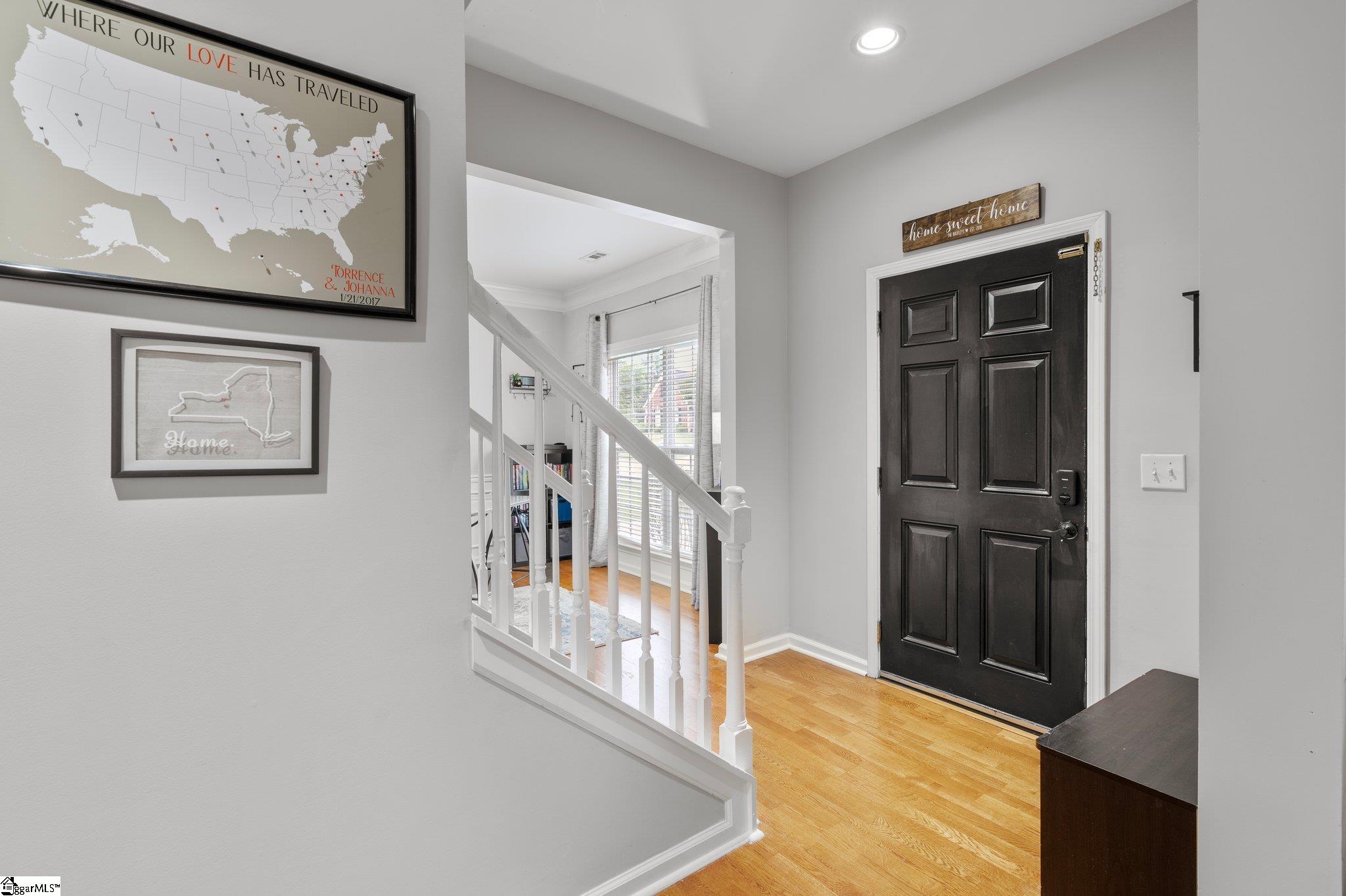304 Grimes Drive Simpsonville, SC 29681 - Photo 7 of 36 Entry leading to Dining Room