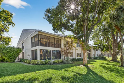 $119,900 | 61 Eastgate Drive, Unit H, Boynton Beach, FL 33436