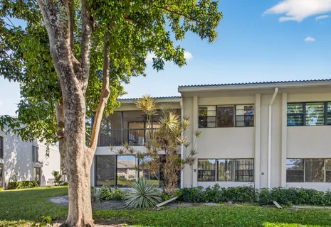 $119,900 | 61 Eastgate Drive, Unit H, Boynton Beach, FL 33436