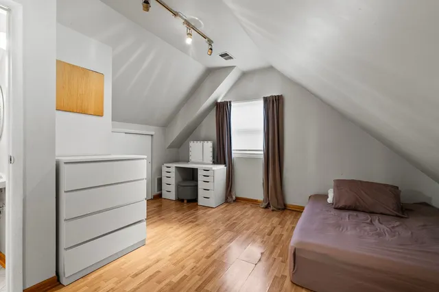 $399,900 | 6332 North Mobile Avenue, Chicago, IL 60646