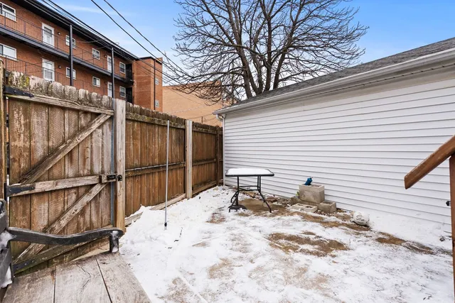 $399,900 | 6332 North Mobile Avenue, Chicago, IL 60646