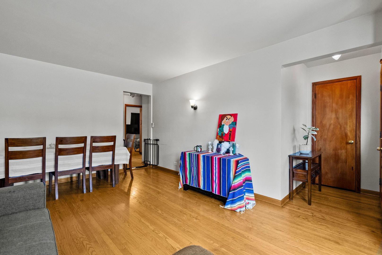 6332 North Mobile Avenue Chicago, IL 60646 - Photo 2 of 22