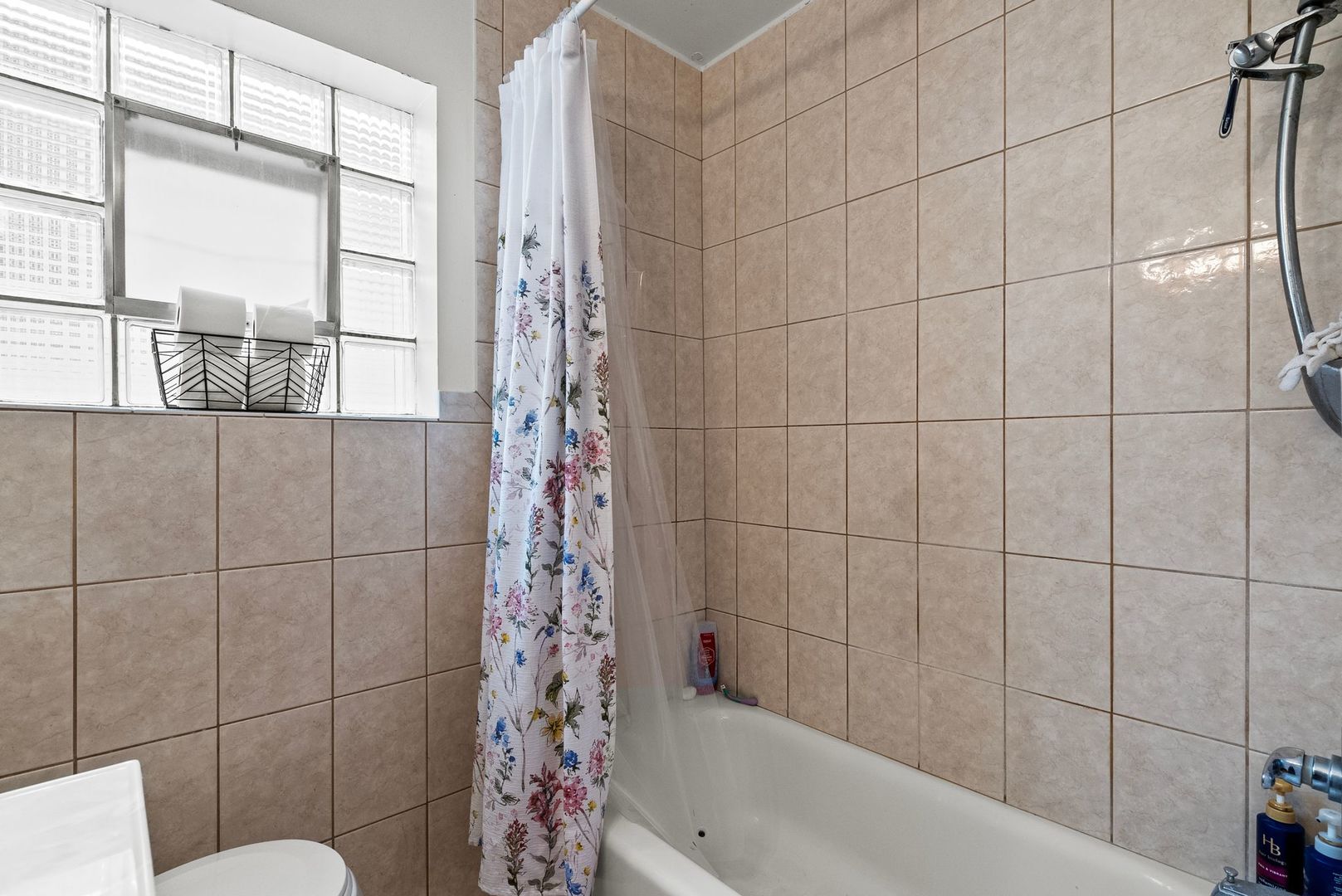 6332 North Mobile Avenue Chicago, IL 60646 - Photo 9 of 22