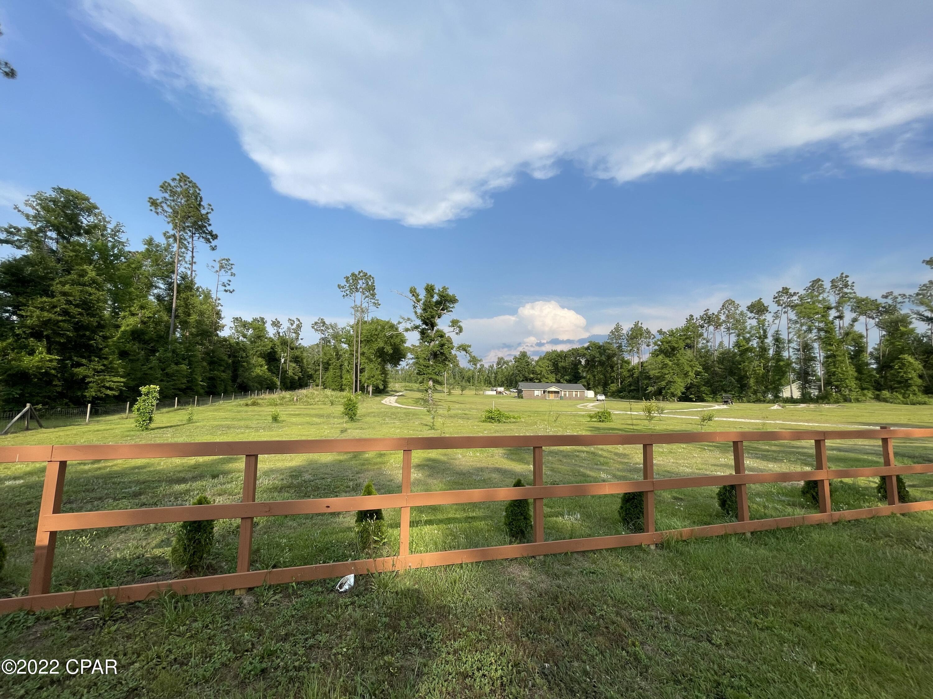 2580 Lawrence Road Marianna, FL 32446 - Photo 2 of 37 Gallery Image 2