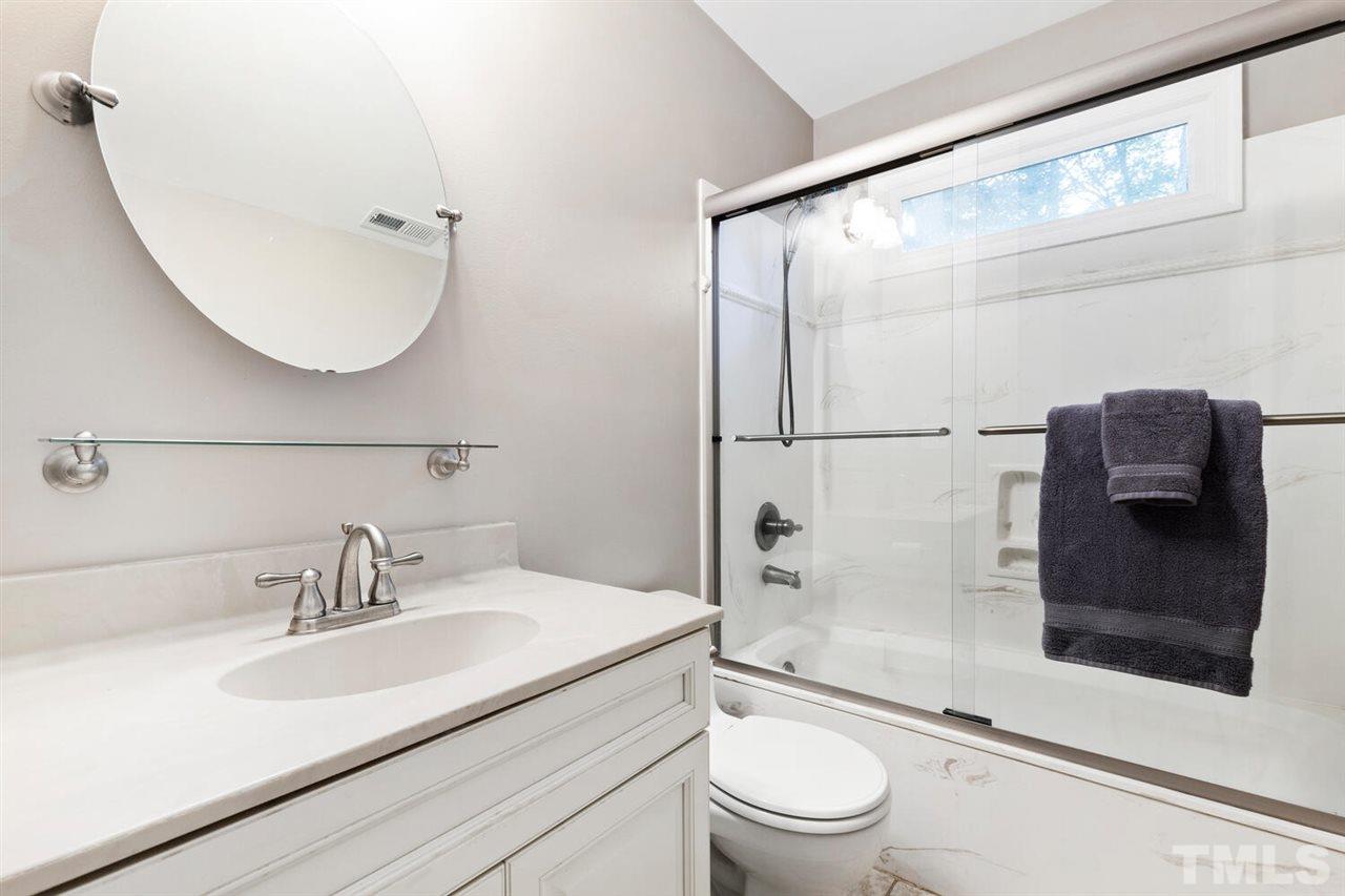 6601 Champaign Place Raleigh, NC 27615 - Photo 23 of 30 Hall bathroom