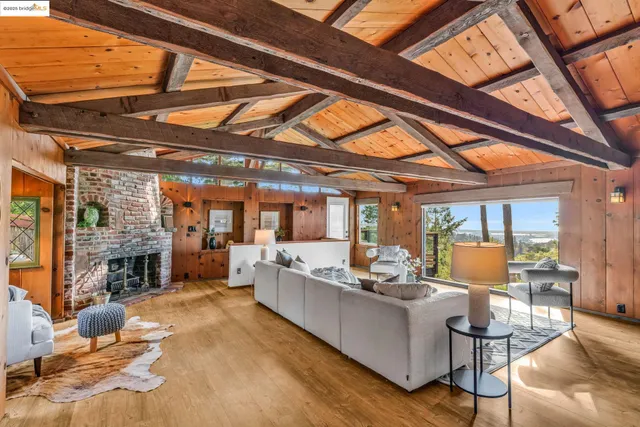 $1,295,000 | 6141 Merriewood Drive, Oakland, CA 94611