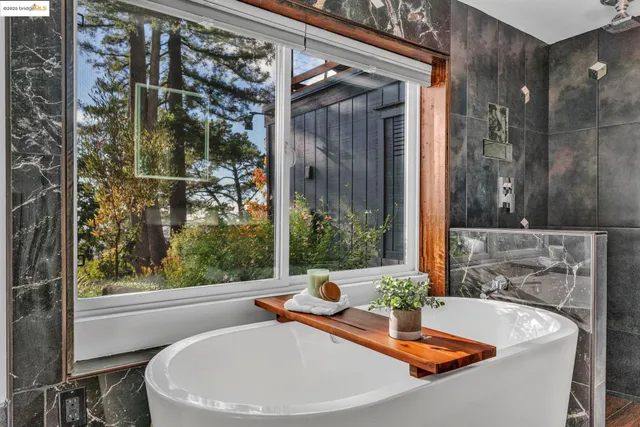 $1,295,000 | 6141 Merriewood Drive, Oakland, CA 94611