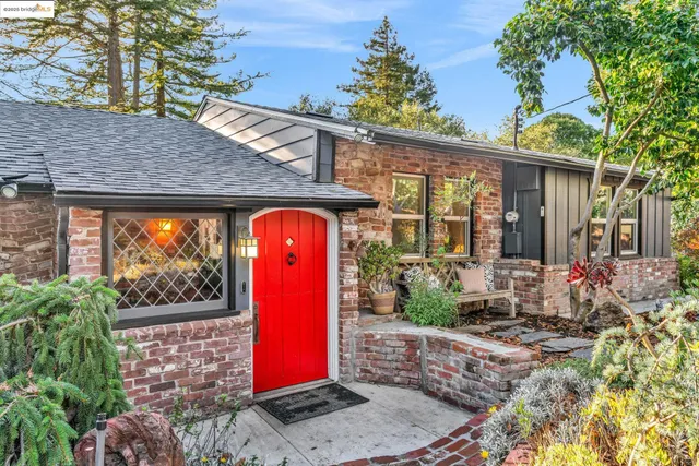 $1,295,000 | 6141 Merriewood Drive, Oakland, CA 94611