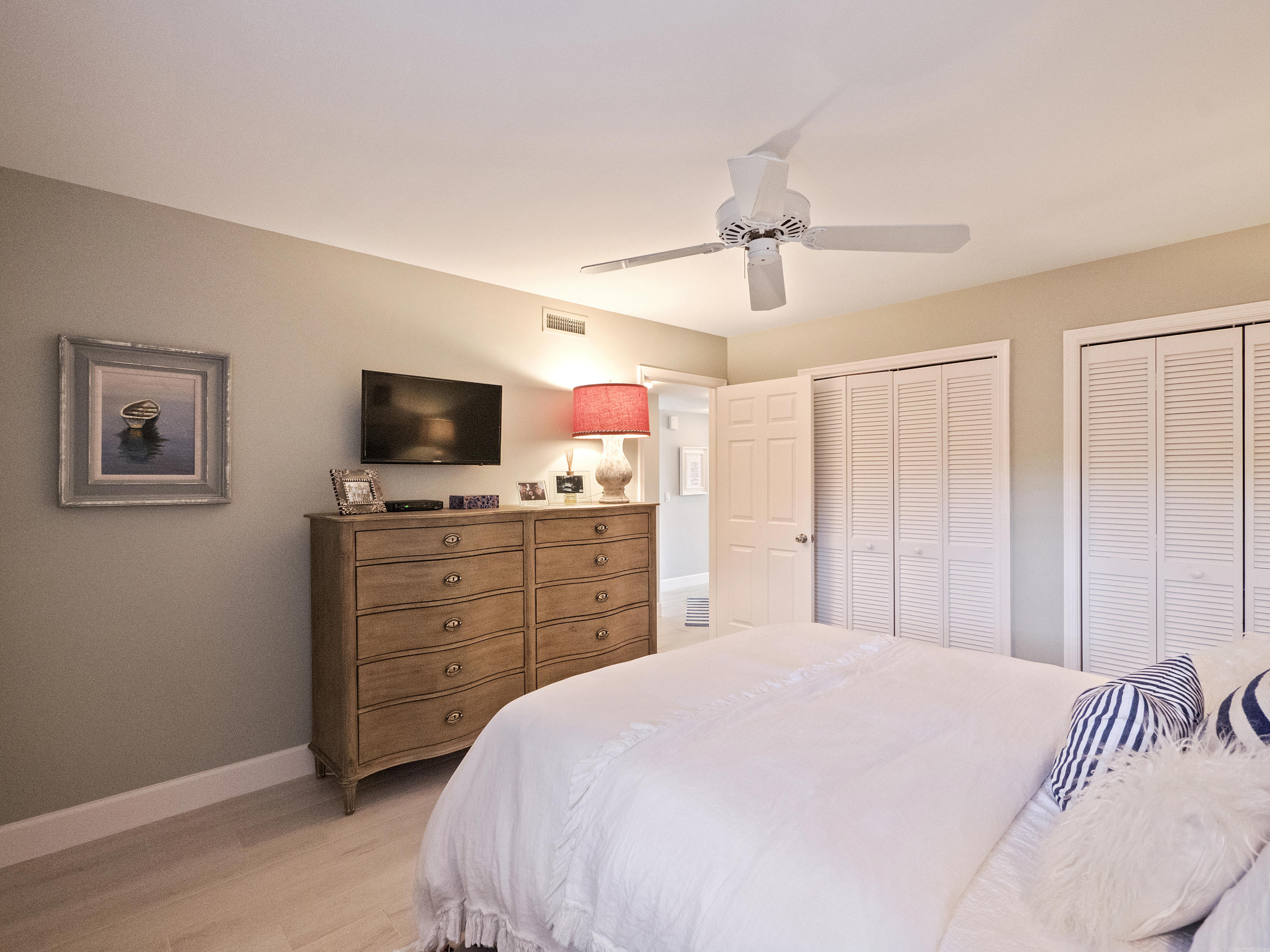 16670 Traders Crossing North, Unit 111 Jupiter, FL 33477 - Photo 15 of 31 2nd Bedroom