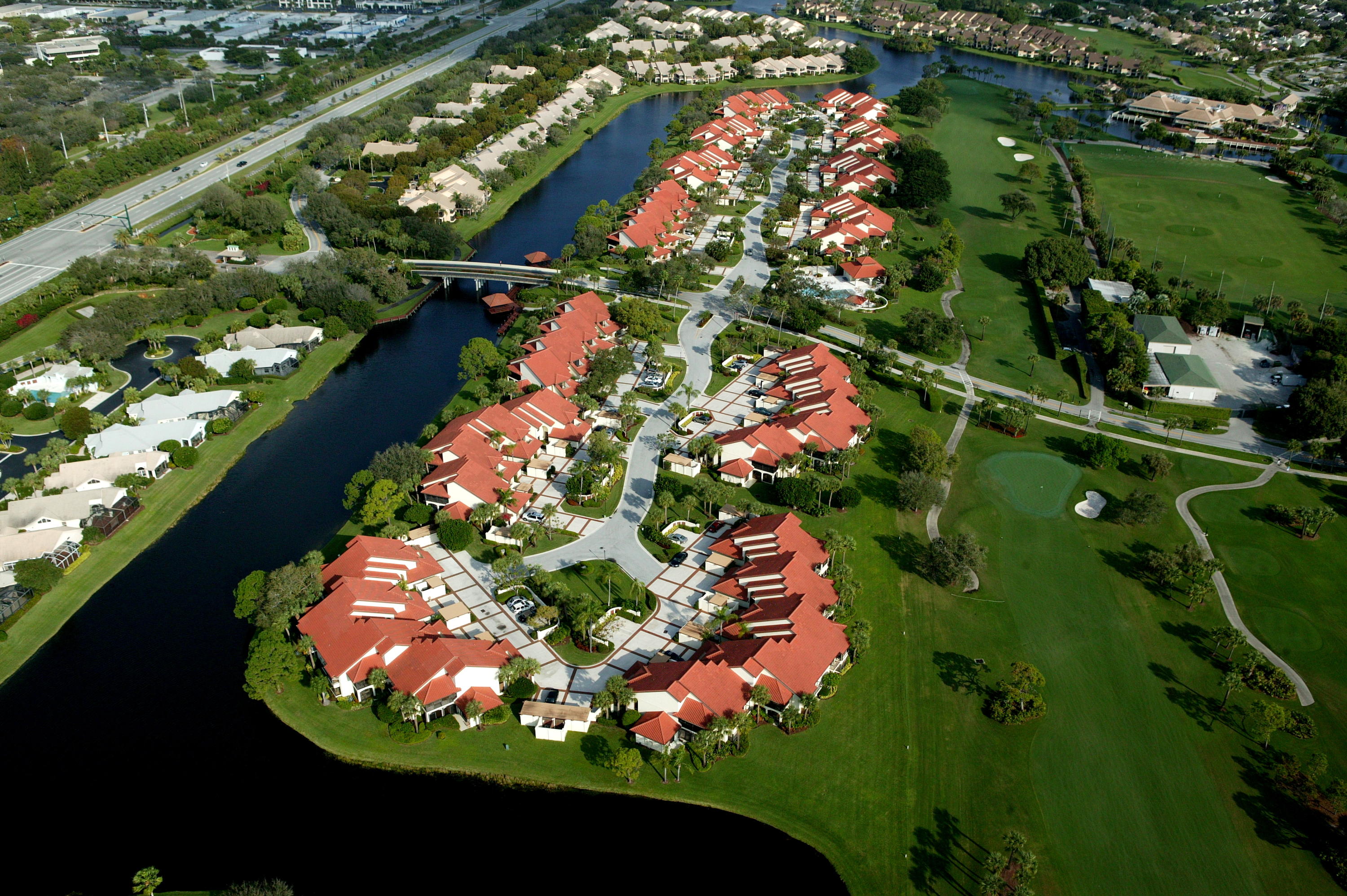 16670 Traders Crossing North, Unit 111 Jupiter, FL 33477 - Photo 23 of 31 Traders Crossing Aerial